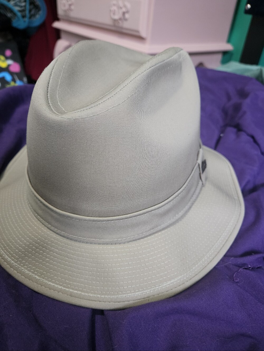 Classic Never Worn Khaki Tan Fitted London Fog Fedora Hat Size 7 5/8